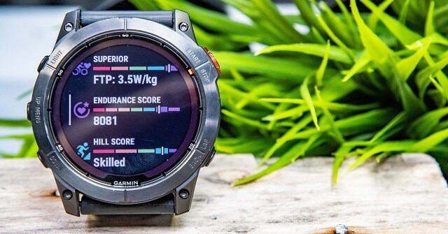 Конструкція та дисплей Fenix 7 Pro і Fenix 7 від Garmin