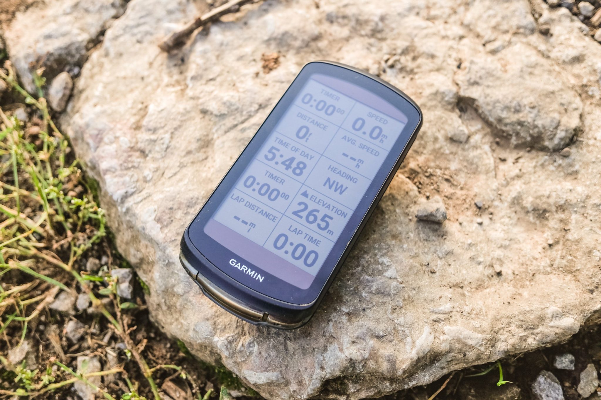 Дизайн і враження від Garmin Edge 1040 Solar